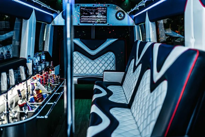 Imprezowy Bus VIP – zdjęcie 3